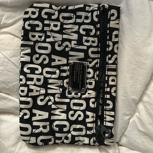 Marc by Marc Jacobs make up cosmetic clutch pouch EUC